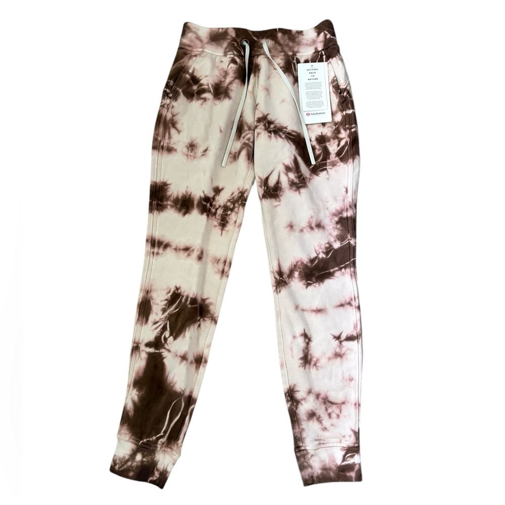 LULULEMON Warm Down Jogger Tie Dye Earth Day Sand Size 4 NWT